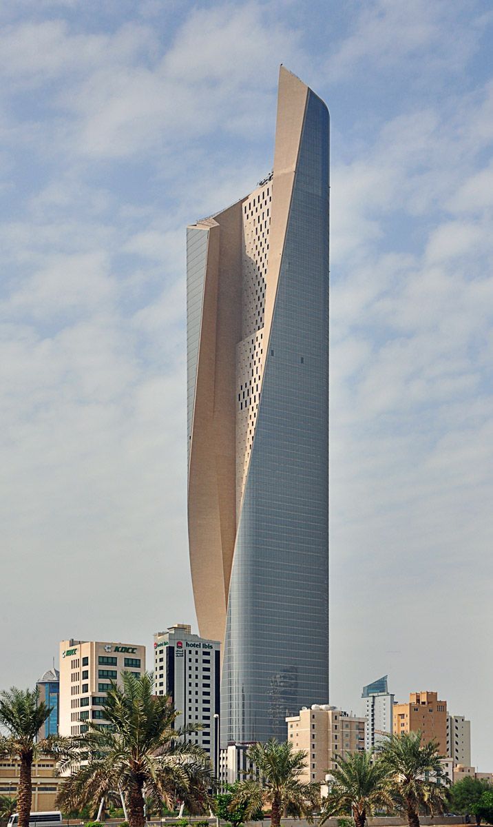 Source architecture image before multi-angle expansion